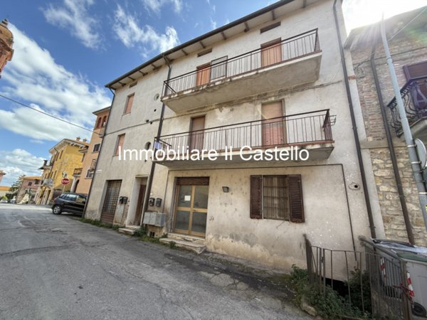casa semindipendente in vendita a Castiglione del Lago