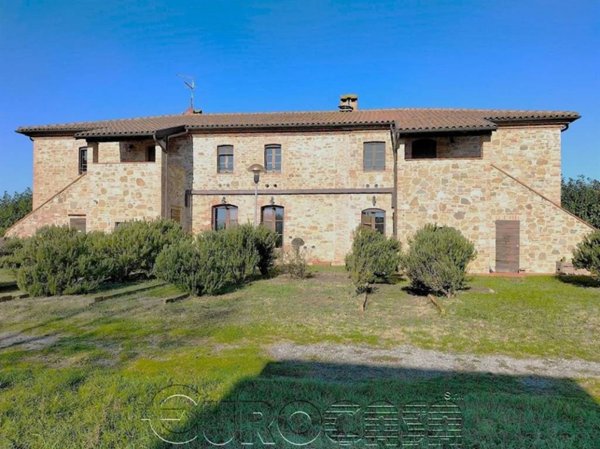 casale in vendita a Castiglione del Lago