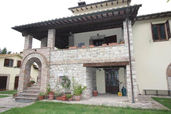 negozio in vendita a Castiglione del Lago