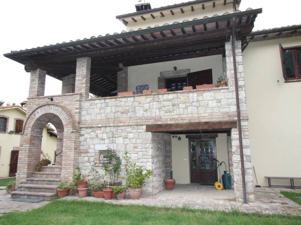negozio in vendita a Castiglione del Lago