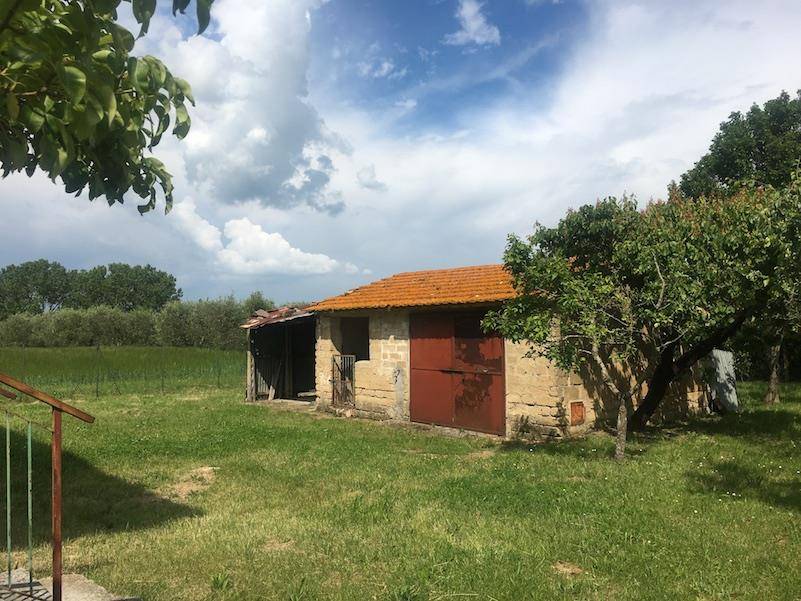 casa indipendente in vendita a Castiglione del Lago