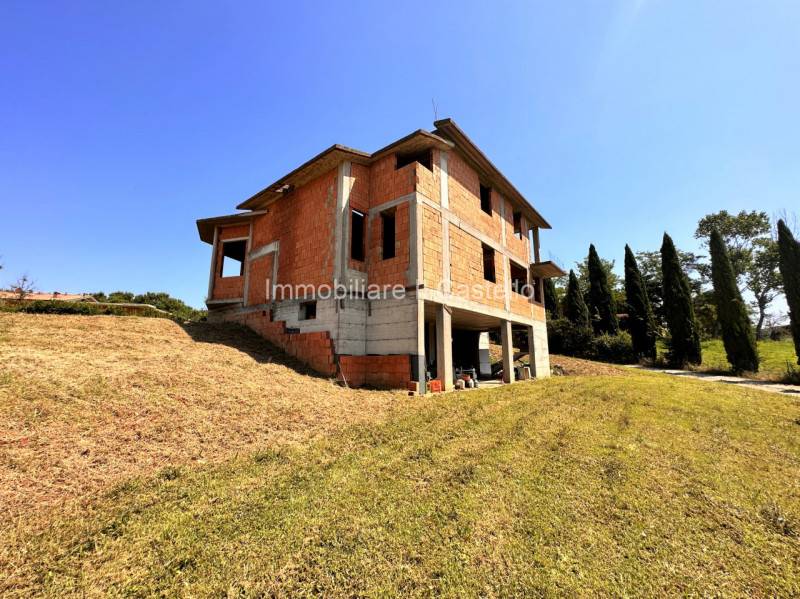 casa indipendente in vendita a Castiglione del Lago in zona Villastrada