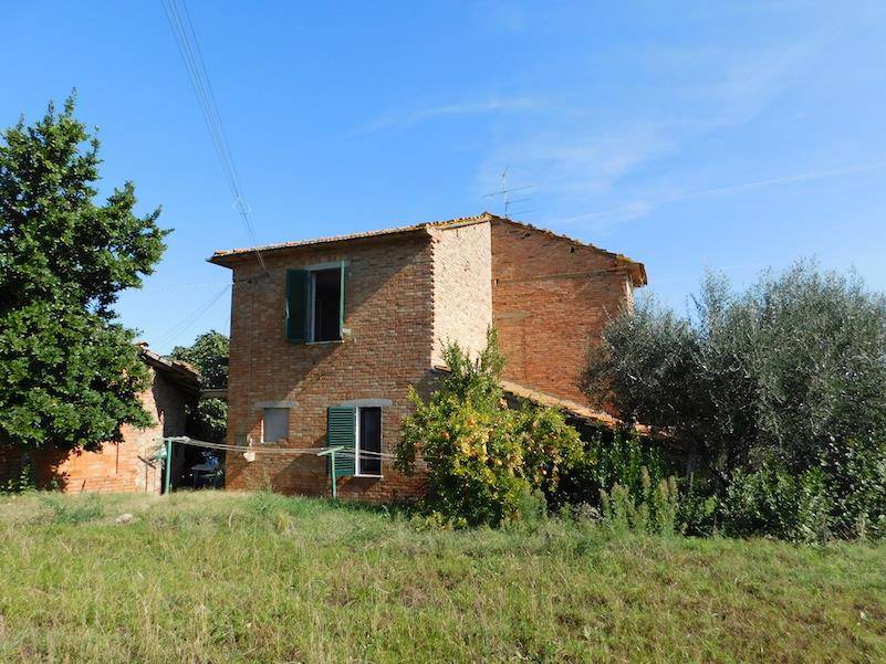 casa indipendente in vendita a Castiglione del Lago