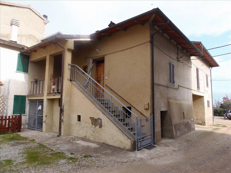 intera palazzina in vendita a Castiglione del Lago