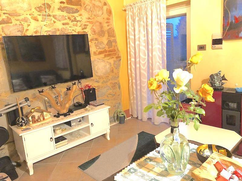 casa indipendente in vendita a Castiglione del Lago