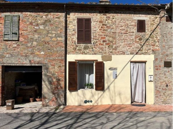 casa indipendente in vendita a Castiglione del Lago