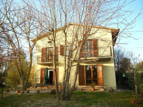 casa indipendente in vendita a Castiglione del Lago