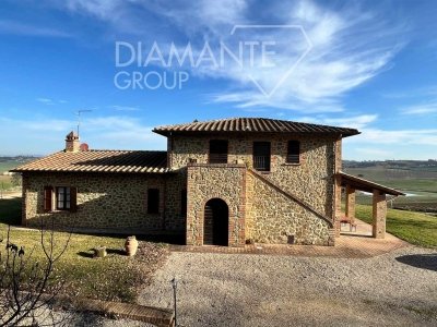 casa indipendente in vendita a Castiglione del Lago