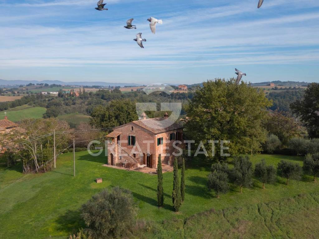 casa indipendente in vendita a Castiglione del Lago