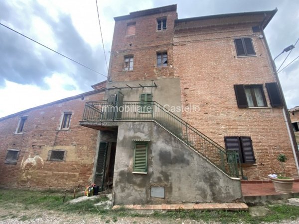 casa semindipendente in vendita a Castiglione del Lago