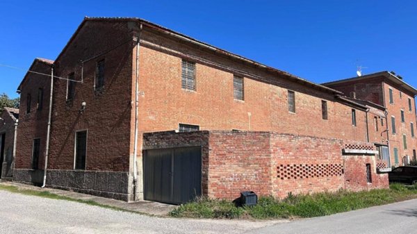 casa indipendente in vendita a Castiglione del Lago