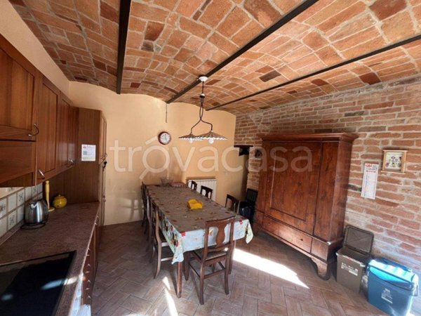 casa indipendente in vendita a Castiglione del Lago