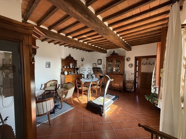 casa indipendente in vendita a Castiglione del Lago in zona Villastrada