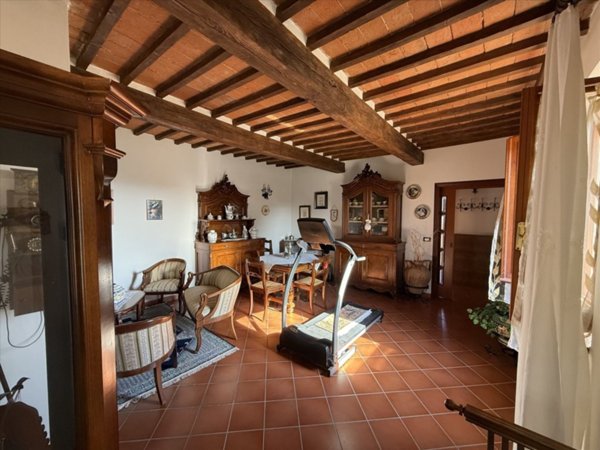 casa indipendente in vendita a Castiglione del Lago in zona Villastrada