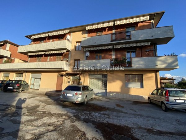 appartamento in vendita a Castiglione del Lago in zona Macchie