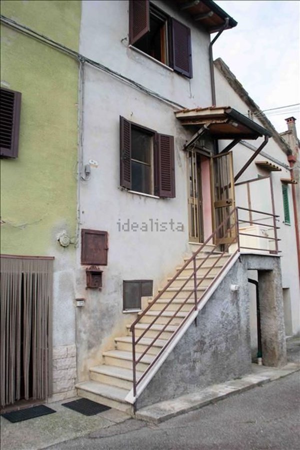 casa indipendente in vendita a Castiglione del Lago