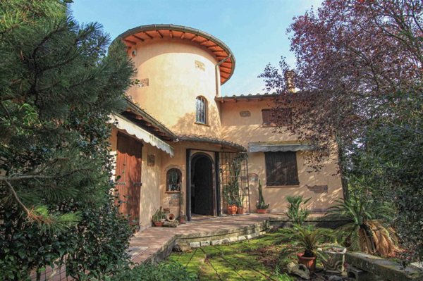 casa indipendente in vendita a Castiglione del Lago