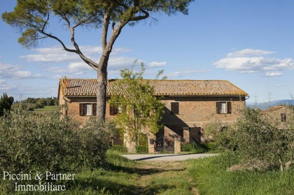 casa indipendente in vendita a Castiglione del Lago