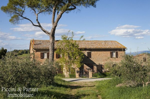 casa indipendente in vendita a Castiglione del Lago