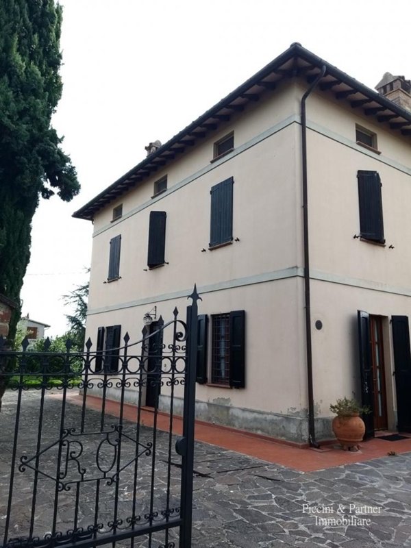 casa indipendente in vendita a Castiglione del Lago