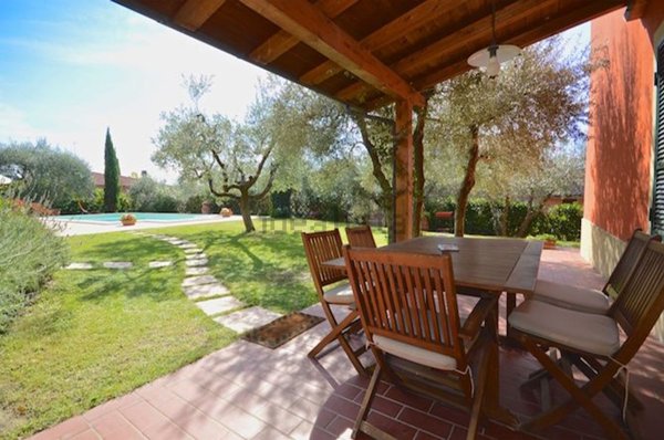 casa indipendente in vendita a Castiglione del Lago