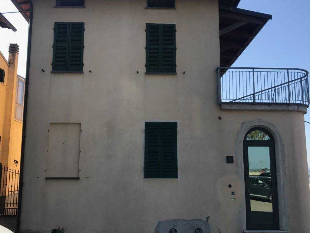 casa indipendente in vendita a Castiglione del Lago