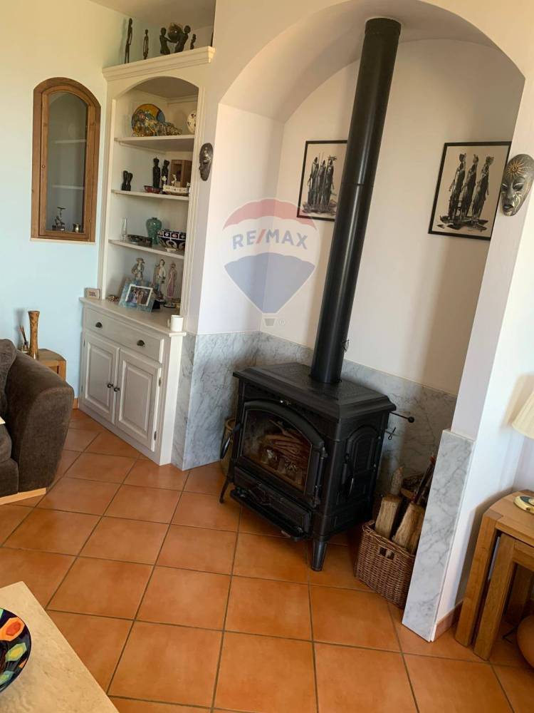 casa indipendente in vendita a Castiglione del Lago in zona Gioiella