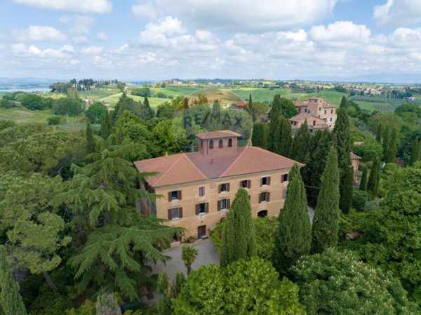 casa indipendente in vendita a Castiglione del Lago