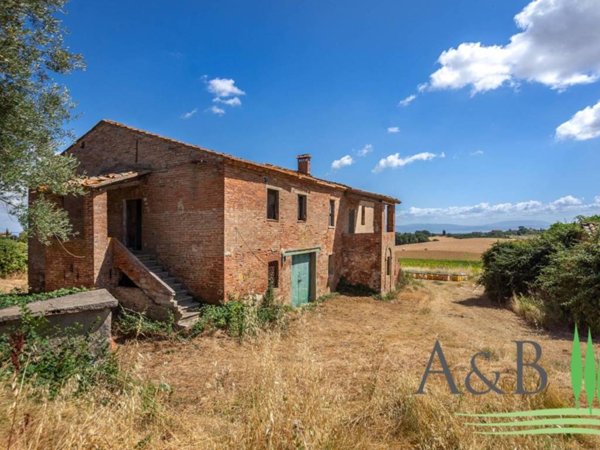 casa indipendente in vendita a Castiglione del Lago