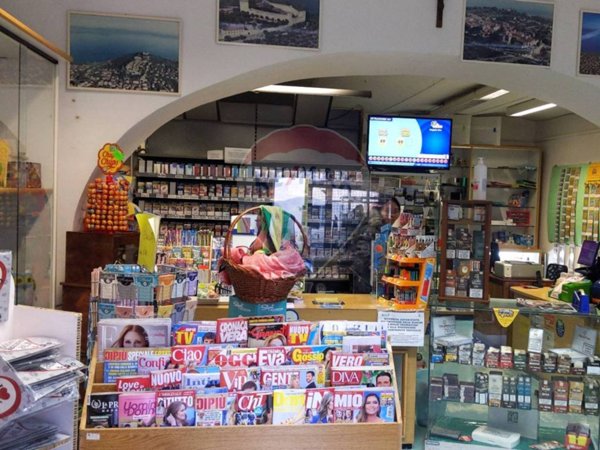 negozio in vendita a Castiglione del Lago
