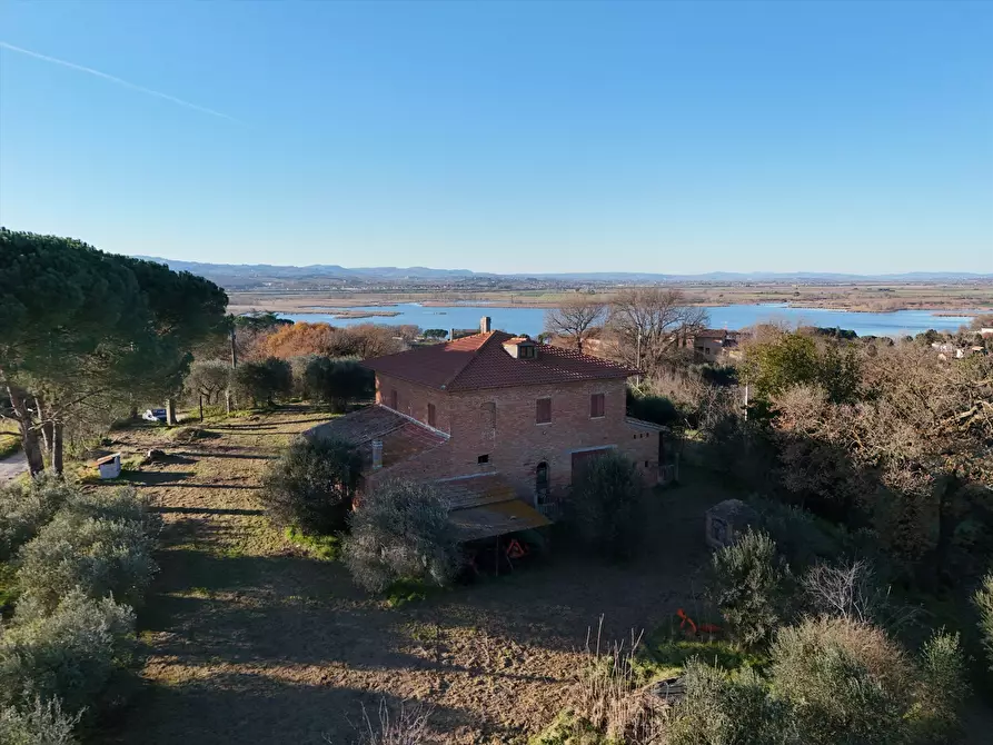 casa indipendente in vendita a Castiglione del Lago