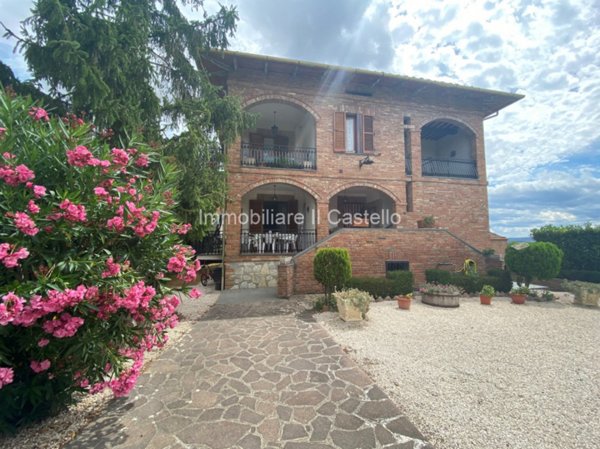 appartamento in vendita a Castiglione del Lago in zona Porto