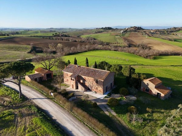 casa indipendente in vendita a Castiglione del Lago in zona Villastrada