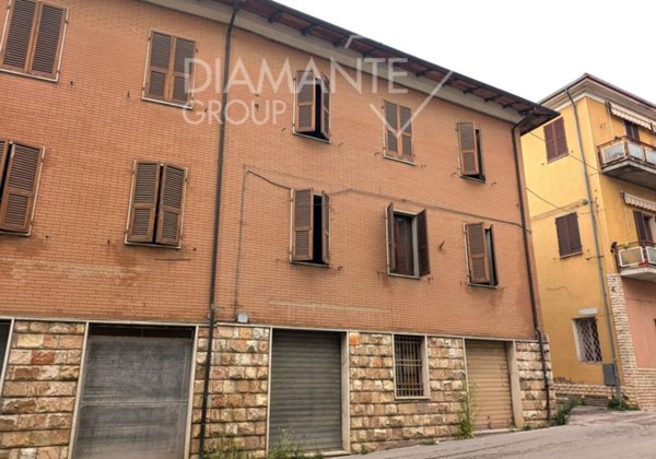 casa semindipendente in vendita a Castiglione del Lago