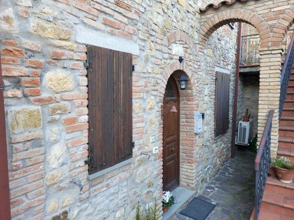 casa indipendente in vendita a Castiglione del Lago