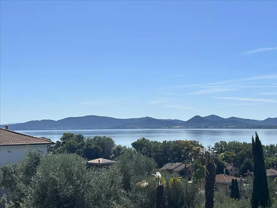 casa indipendente in vendita a Castiglione del Lago