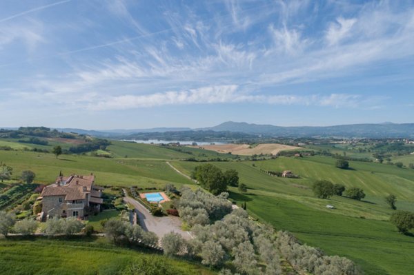casa indipendente in vendita a Castiglione del Lago