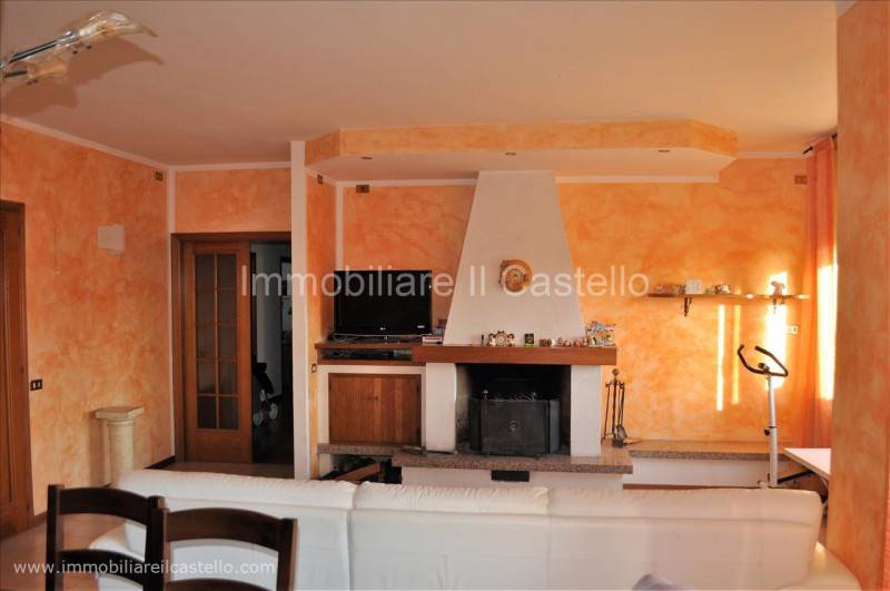 appartamento in vendita a Castiglione del Lago in zona Macchie