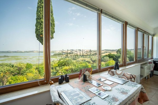 casa indipendente in vendita a Castiglione del Lago
