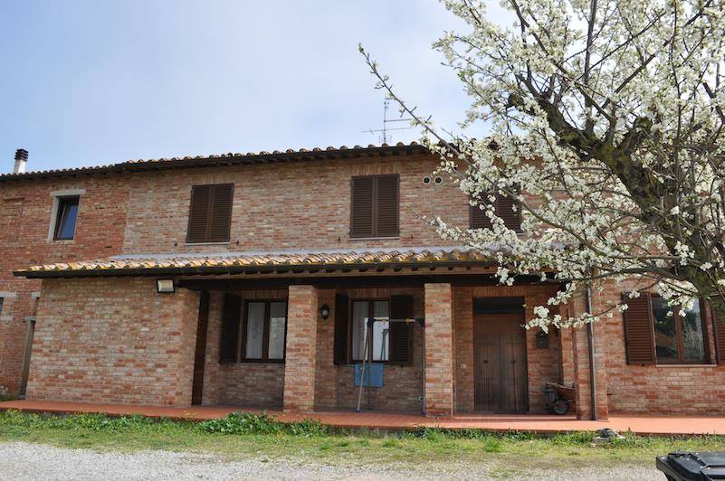 casale in vendita a Castiglione del Lago