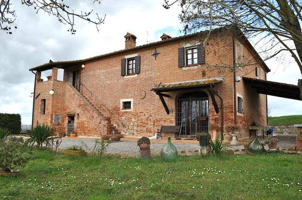 casale in vendita a Castiglione del Lago