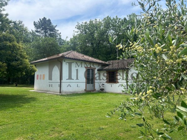 casa indipendente in vendita a Castiglione del Lago