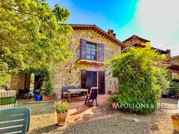 casa indipendente in vendita a Castiglione del Lago in zona Vaiano