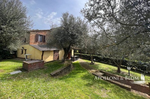 casa indipendente in vendita a Castiglione del Lago