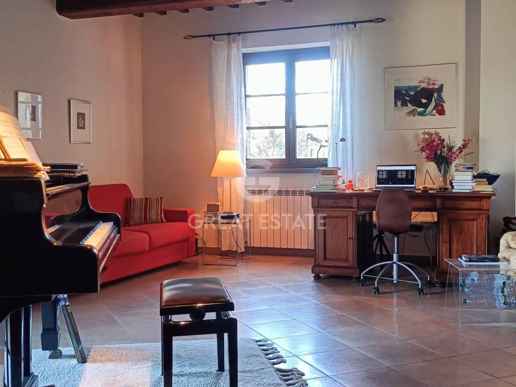 casa indipendente in vendita a Castiglione del Lago in zona Porto