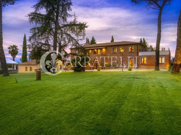 casa indipendente in vendita a Castiglione del Lago