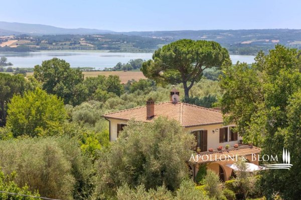 casa indipendente in vendita a Castiglione del Lago