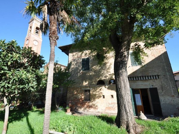 casa indipendente in vendita a Castiglione del Lago