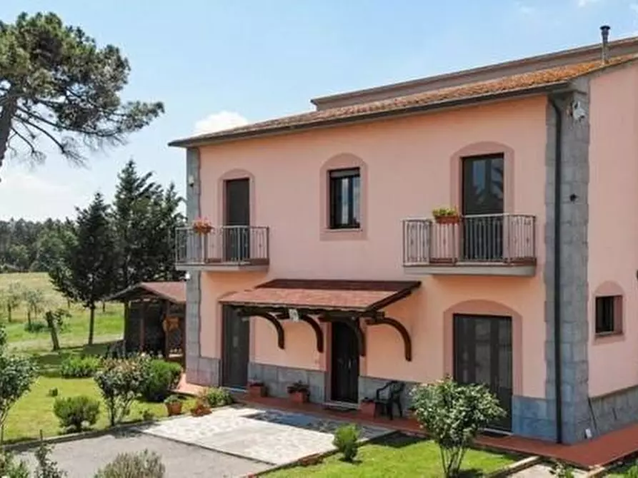 casa indipendente in vendita a Castiglione del Lago