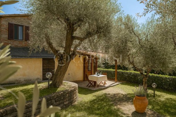 casa indipendente in vendita a Castiglione del Lago